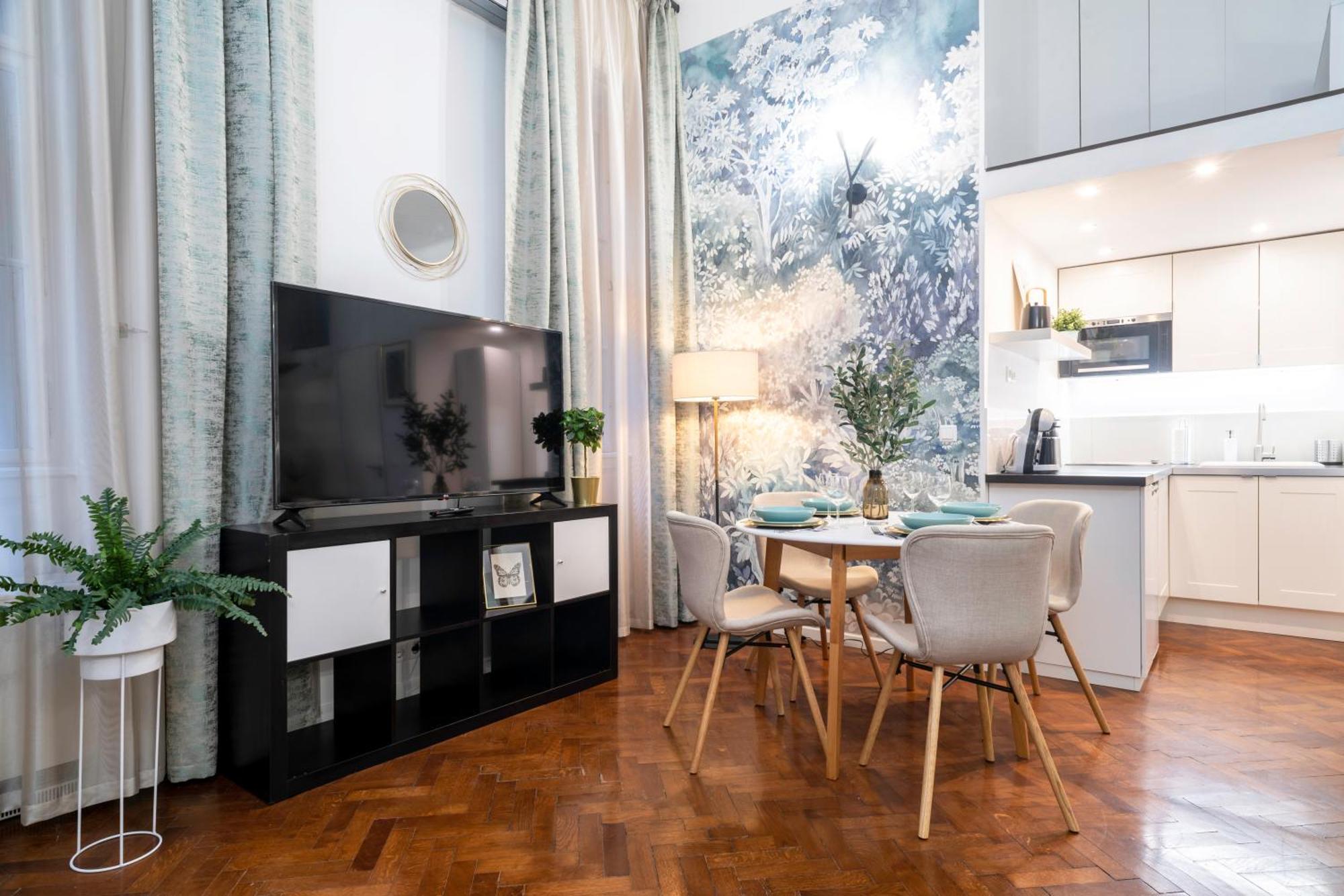 Amethyst Apartments - Kadar Будапеща Екстериор снимка